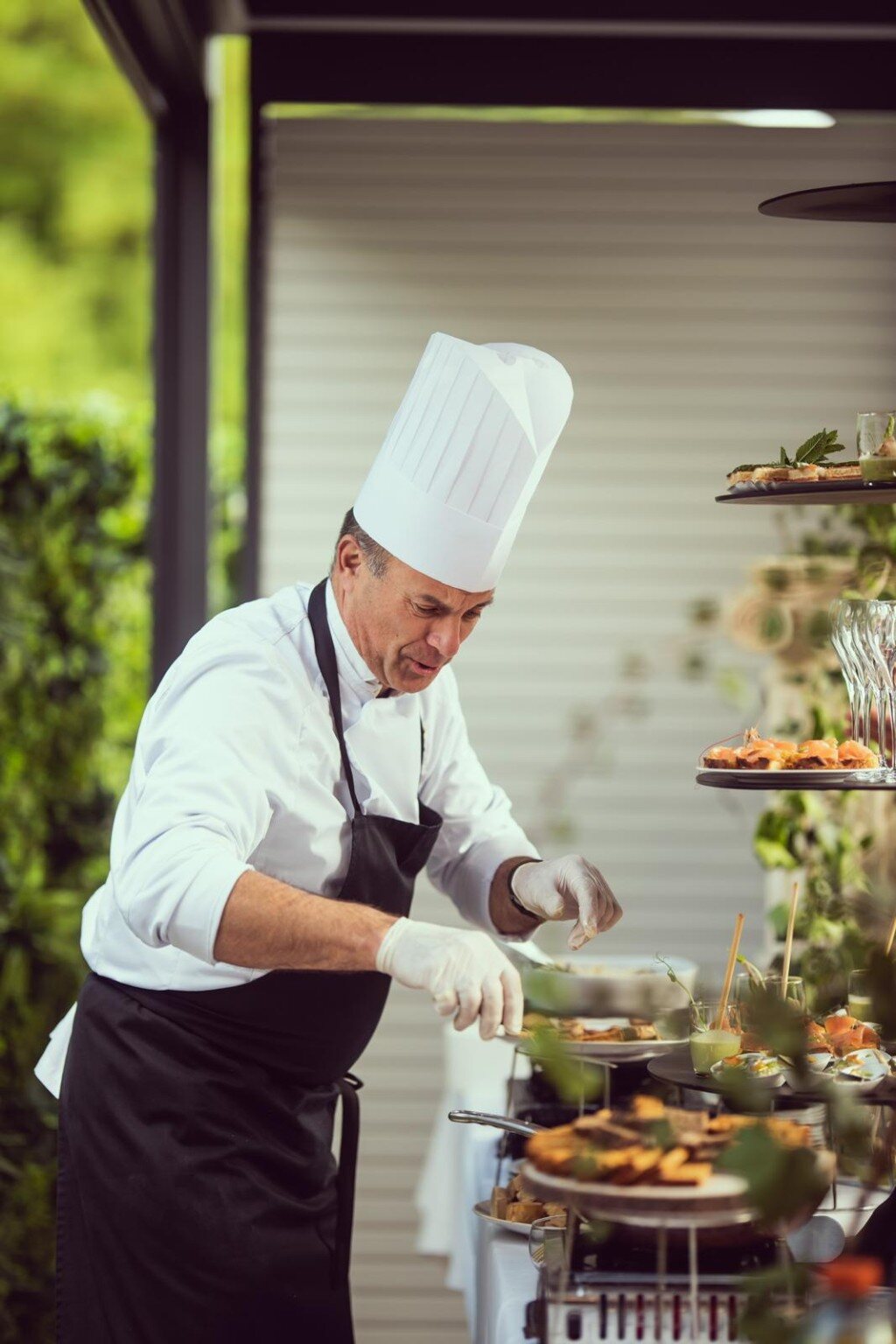 François Delimauges en pleine préparation lors d’une réception